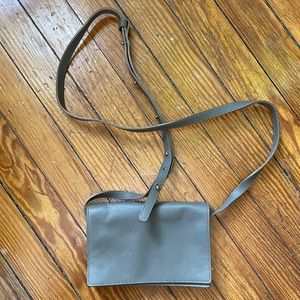 Minor history leather purse